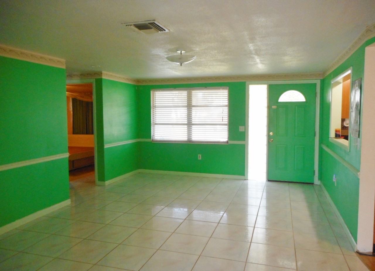 6322 Citation Dr - Photo 2 of 9