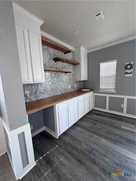 701 Black Hills Trl - Photo 6 of 44