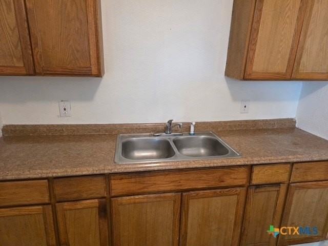 702 San Antonio Avenue #4 - Photo 2 of 10