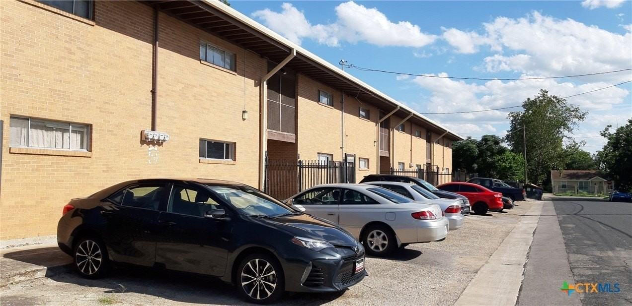 308 N 14th St - Photo 2 of 7