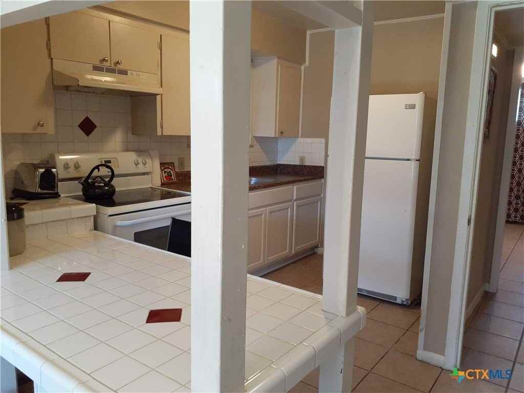 308 N 14th St - Photo 7 of 7