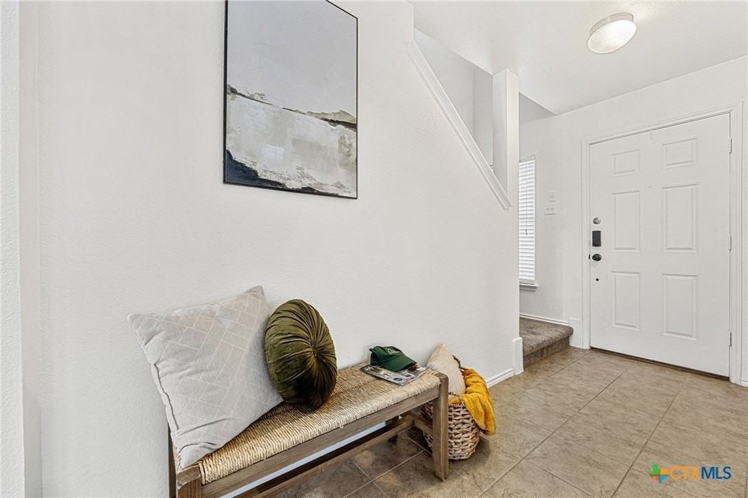 113 W Gemini Ln - Photo 7 of 34