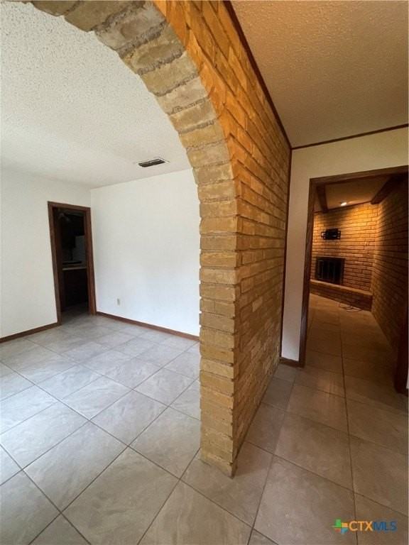 508 Tower Street - Photo 2 of 12