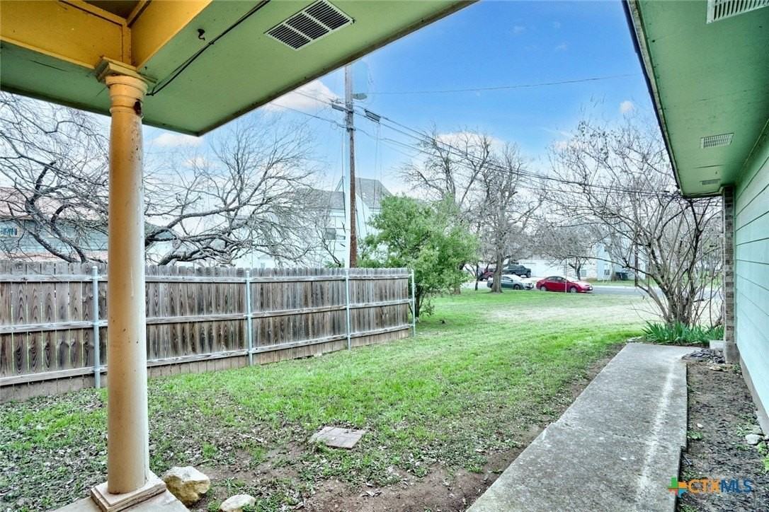 108 Hughson Ct - Photo 4 of 30