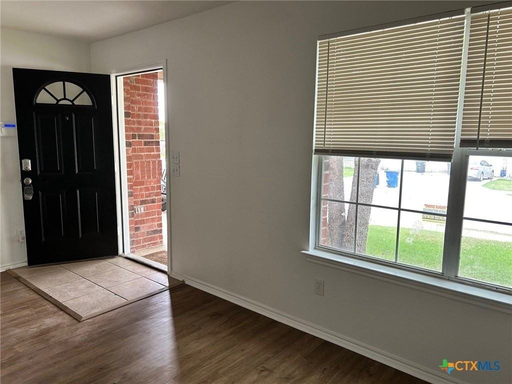 3039 Pine Valley Drive - Photo 3 of 14