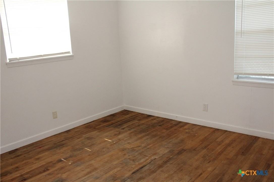 1306 Connell Drive - Photo 7 of 12