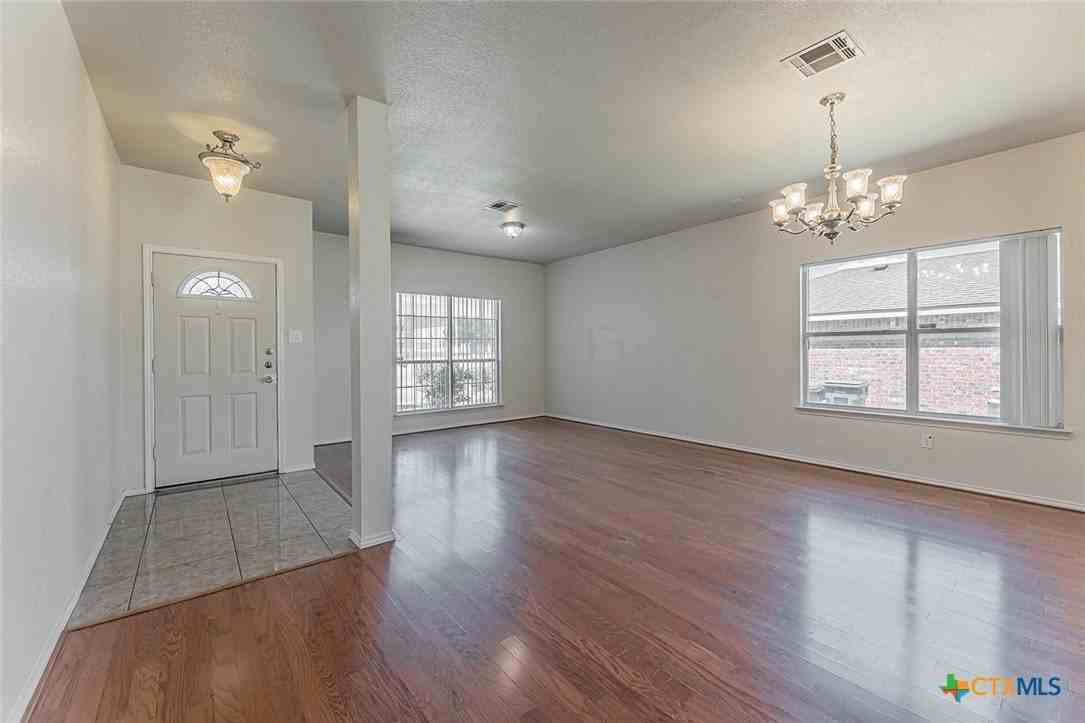 514 Prospector Trl - Photo 4 of 45