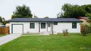 featured image of 805 South 32nd Street