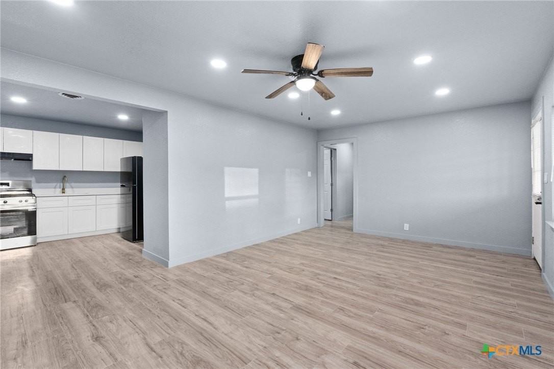 805 South 32nd Street - Photo 3 of 14