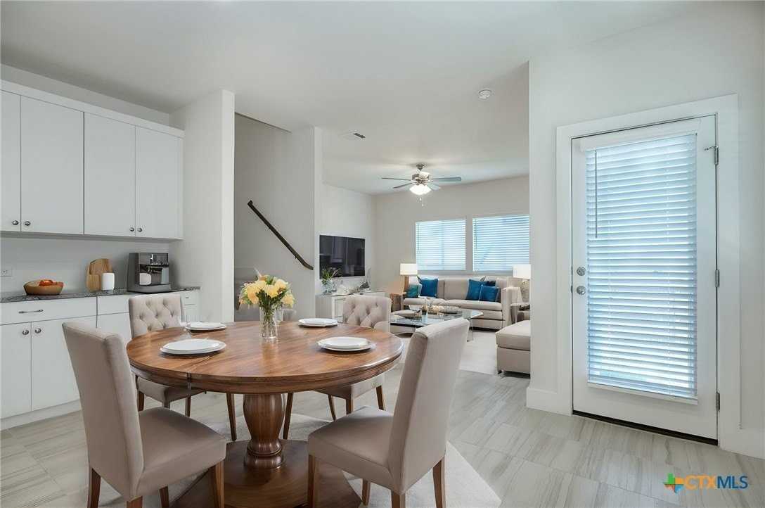 303 Alamar Knot Way - Photo 2 of 23