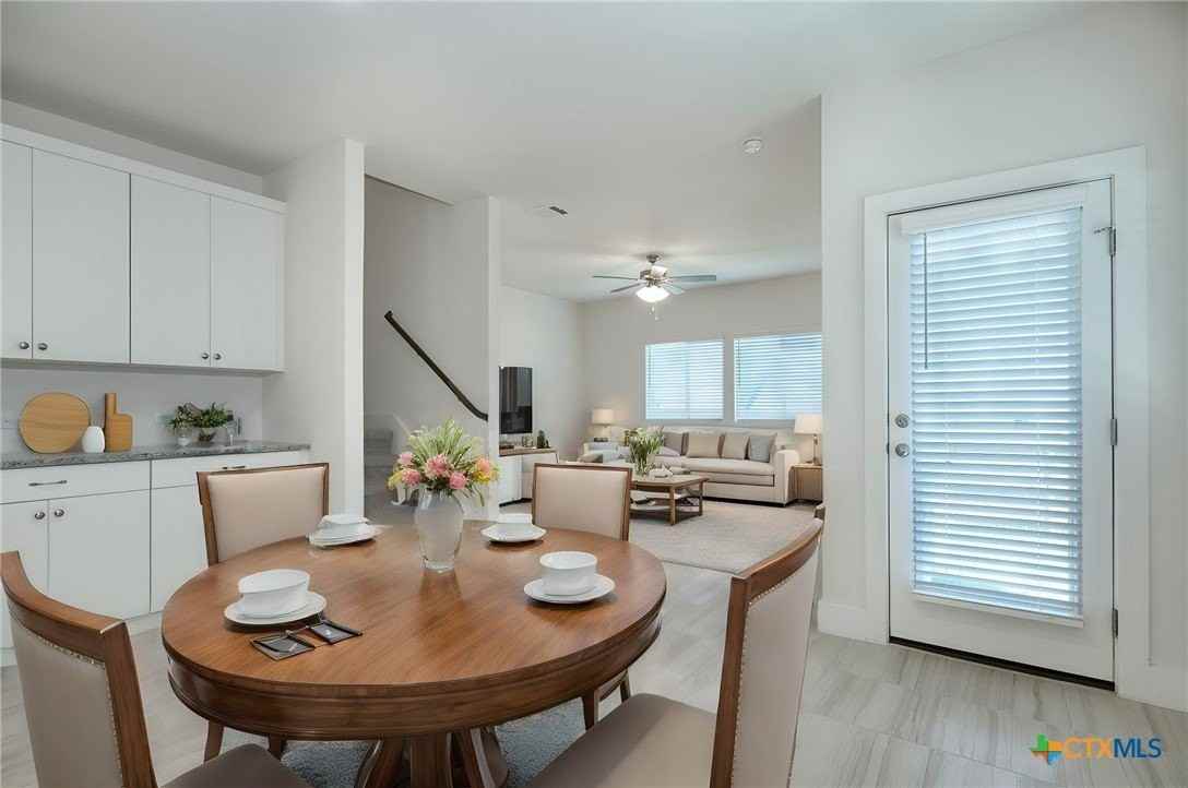 303 Alamar Knot Way - Photo 3 of 23