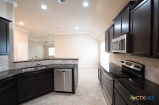 229 Primrose Way - Photo 5 of 15