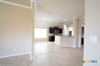 229 Primrose Way - Photo 6 of 15