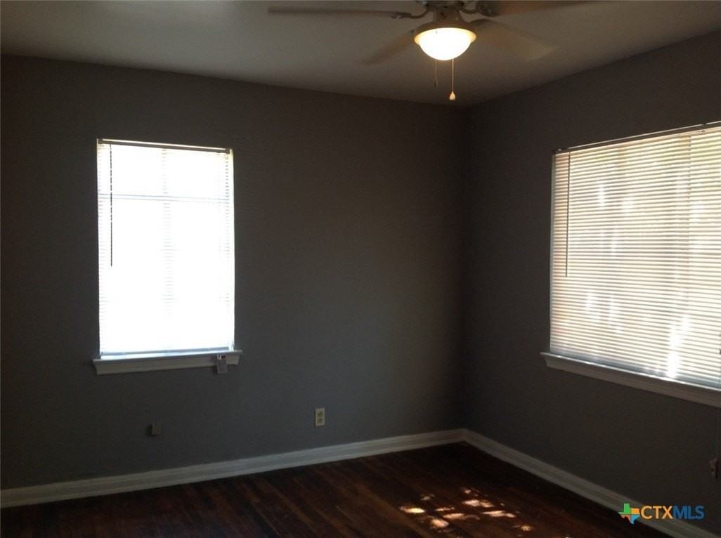 709 Northside Dr - Photo 4 of 6