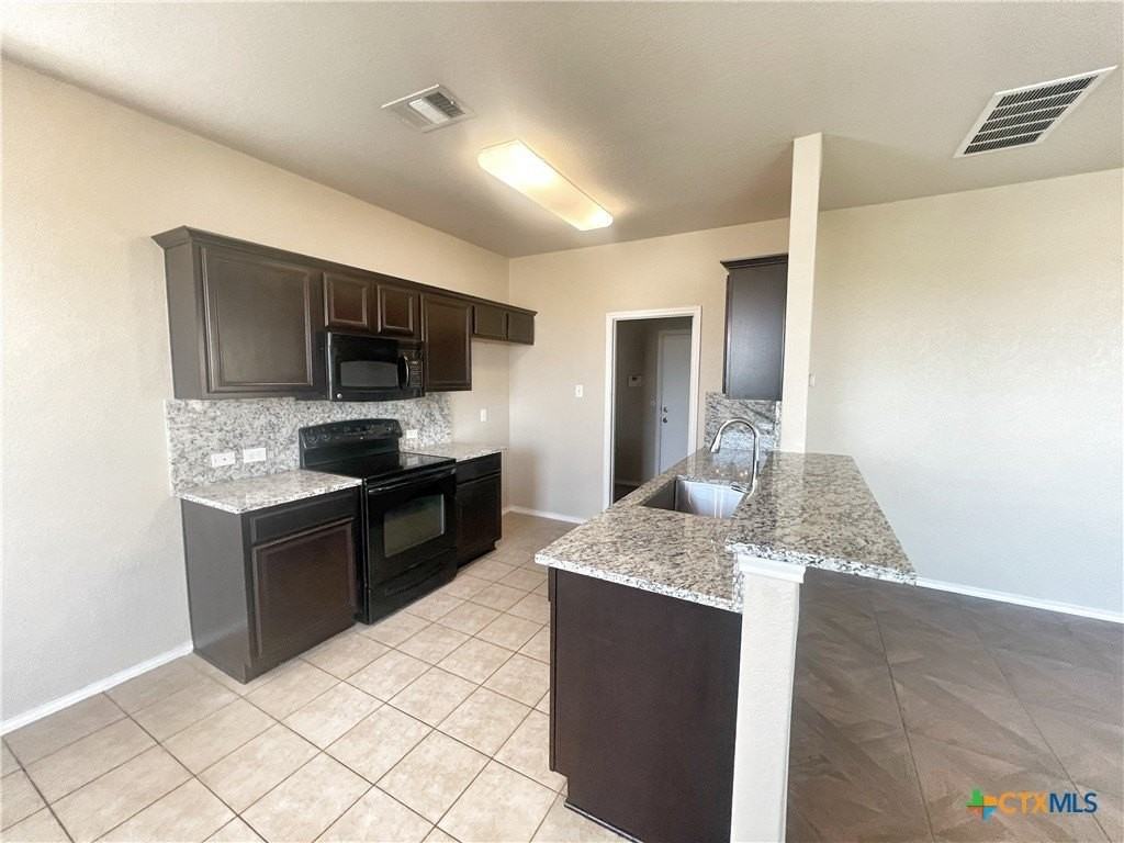 525 Tom Kemp Drive - Photo 7 of 31