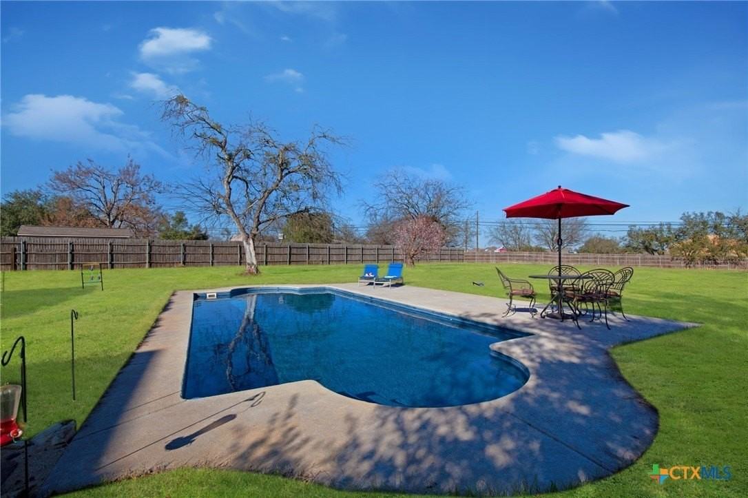 203 Bella Vista Circle - Photo 3 of 40