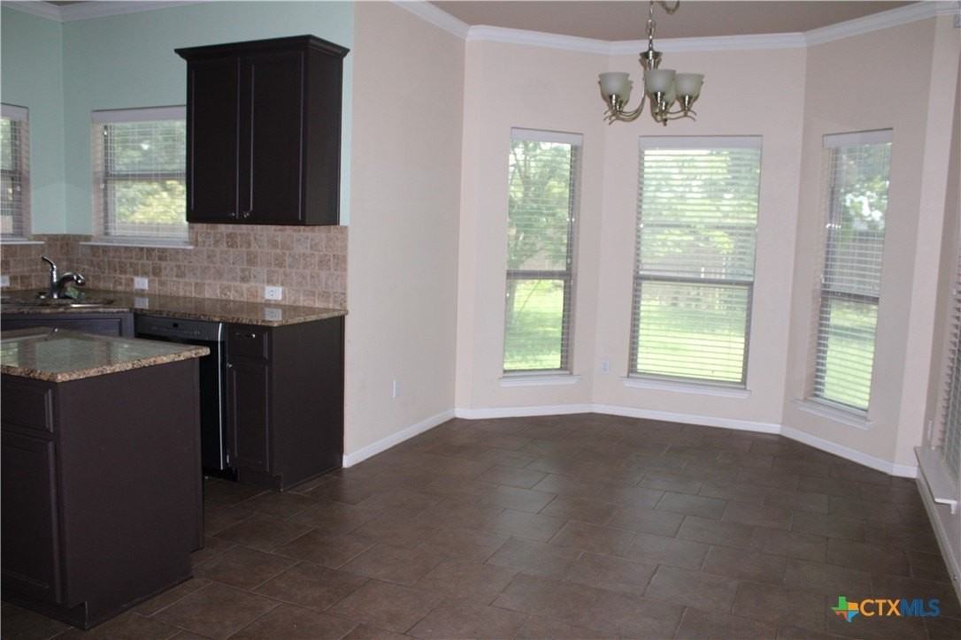 167 Chering Dr - Photo 6 of 12