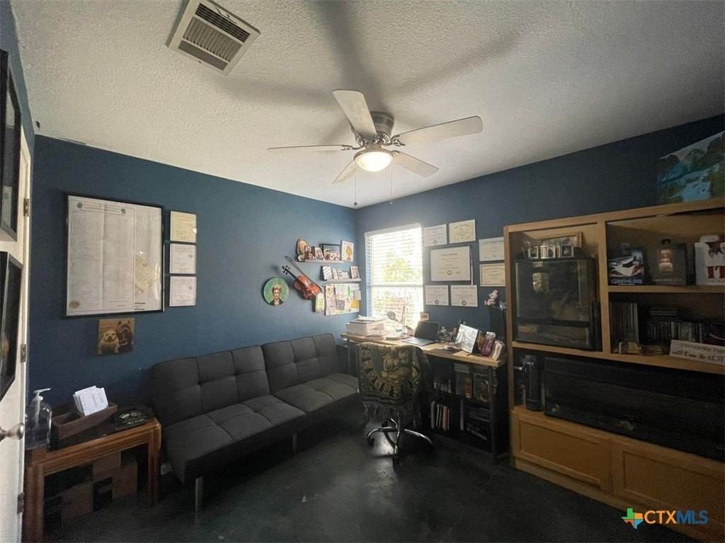 2109 Brewers Place - Photo 7 of 10