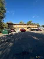 featured image of 613 Stringer Street #4