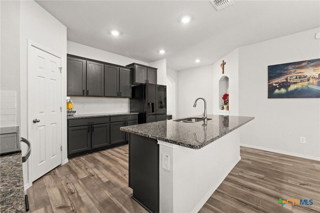 2341 Aylesbury Drive - Photo 5 of 15