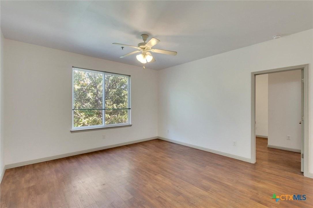 1011 N Lbj Dr Apt 101 #101 - Photo 5 of 15