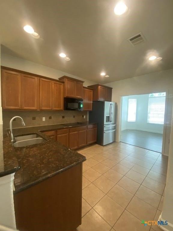 7105 Golden Oak Lane - Photo 3 of 45