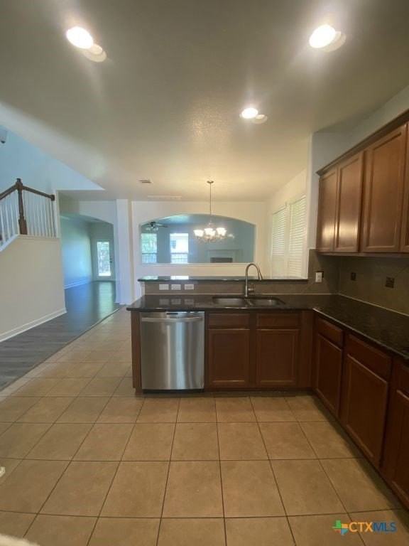 7105 Golden Oak Lane - Photo 6 of 45