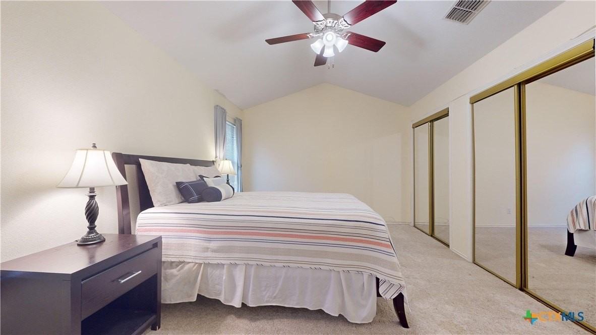 1021 Hillcrest Frst - Photo 6 of 48