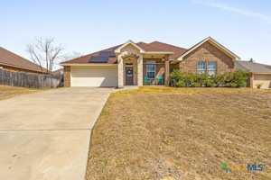 featured image of 209 Sugar Maple Court
