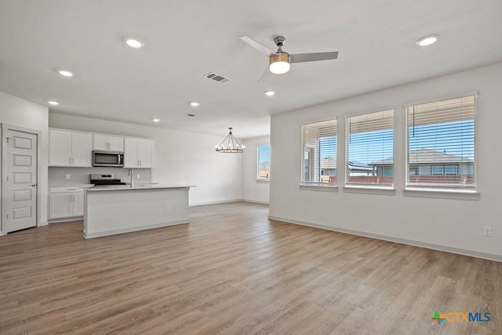 412 Wilshire Road - Photo 5 of 29