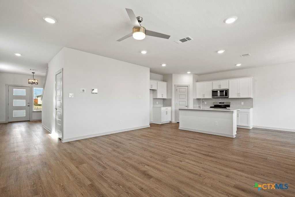 412 Wilshire Road - Photo 6 of 29