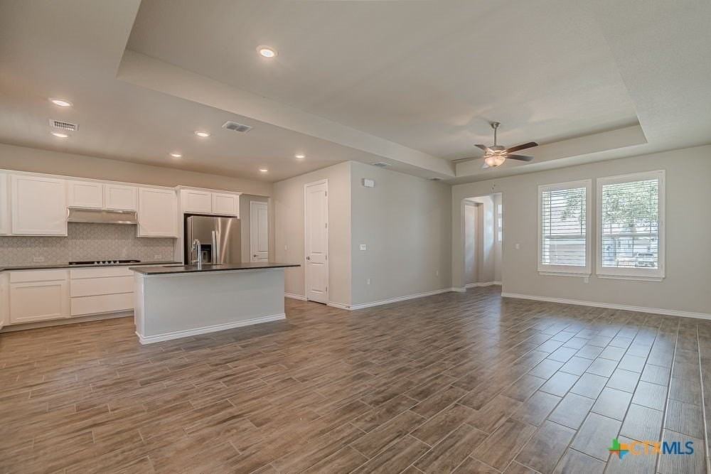 205 Eagle Dr Unit 101 #101 - Photo 7 of 33