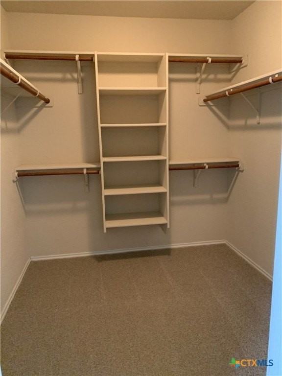 5331 Dauphin Drive - Photo 7 of 17