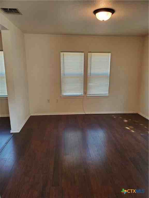 826 North Bowie Street - Photo 3 of 9