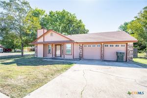 featured image of 2608 Tracy Circle