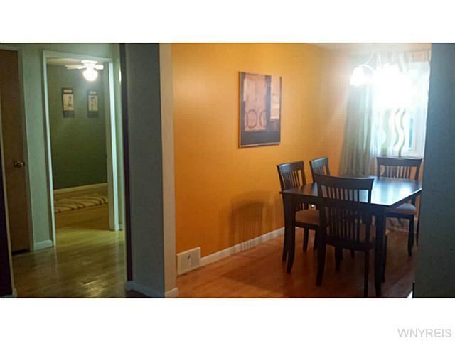 46 Pickford Ave - Photo 3 of 9