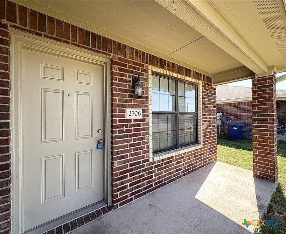 2706 Ashley Drive - Photo 3 of 18