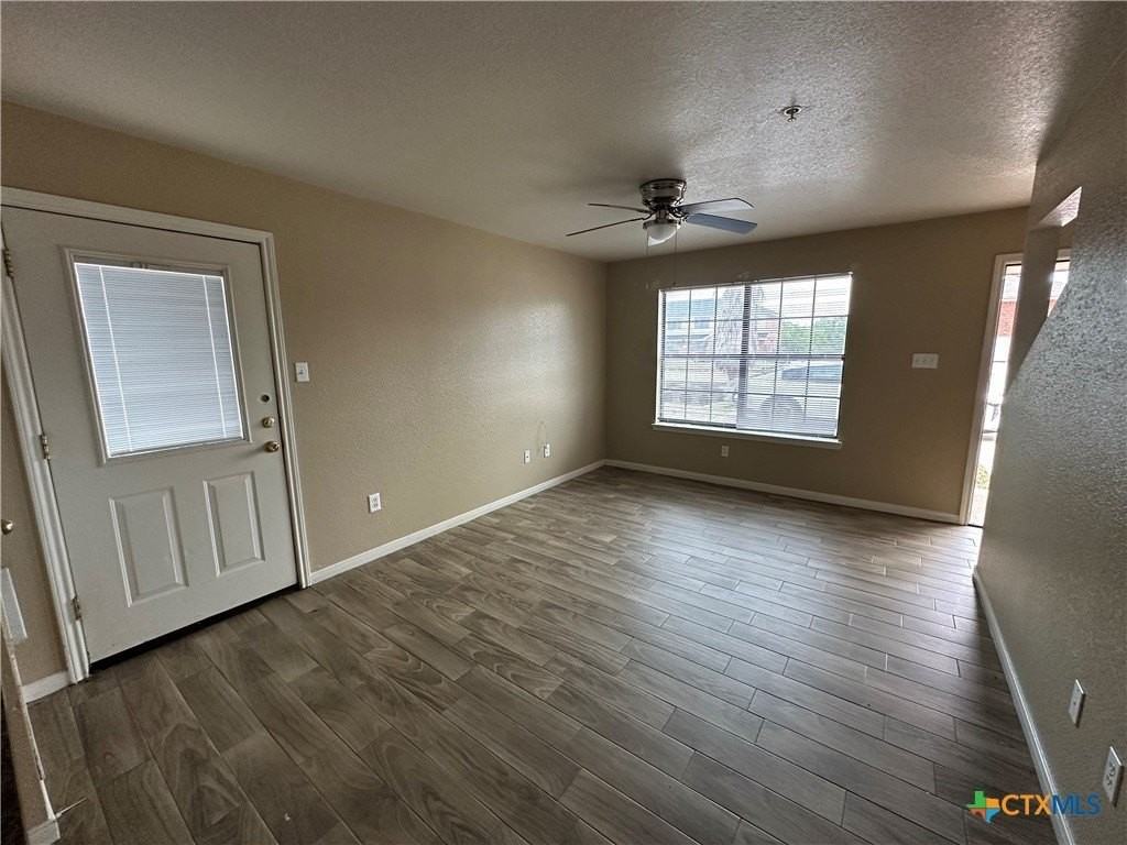 1010 Lansberry Court #D - Photo 5 of 7