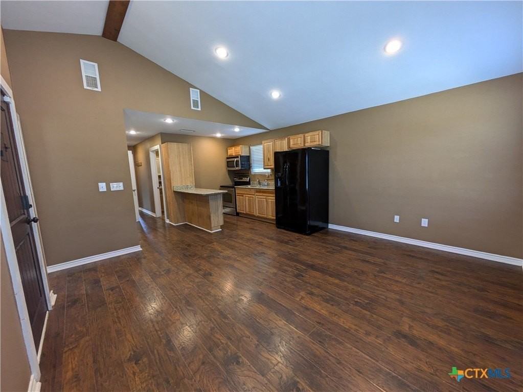 8950 8950 TX Hwy 46 - Photo 4 of 39