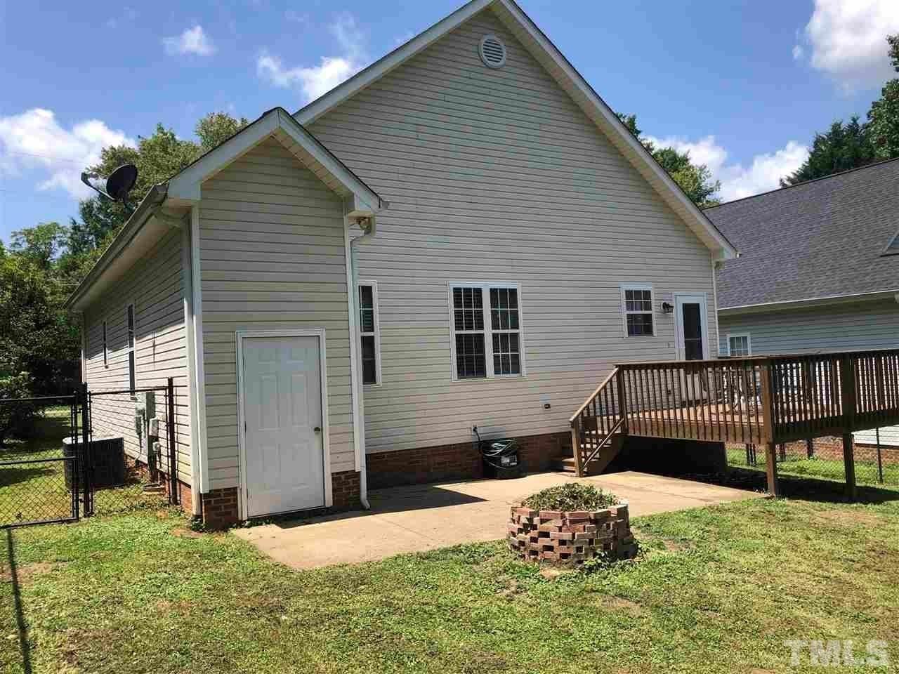 220 Marsh Avenue - Photo 3 of 24