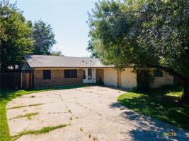 featured image of 1902 Hooten Street