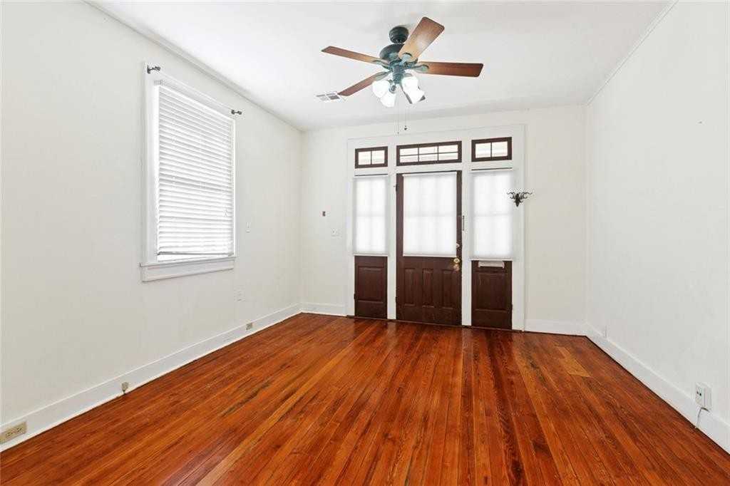 237 Elmeer Ave - Photo 2 of 12