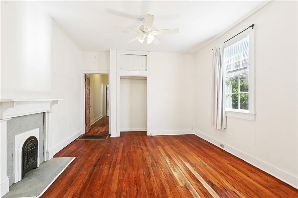 237 Elmeer Ave - Photo 3 of 12