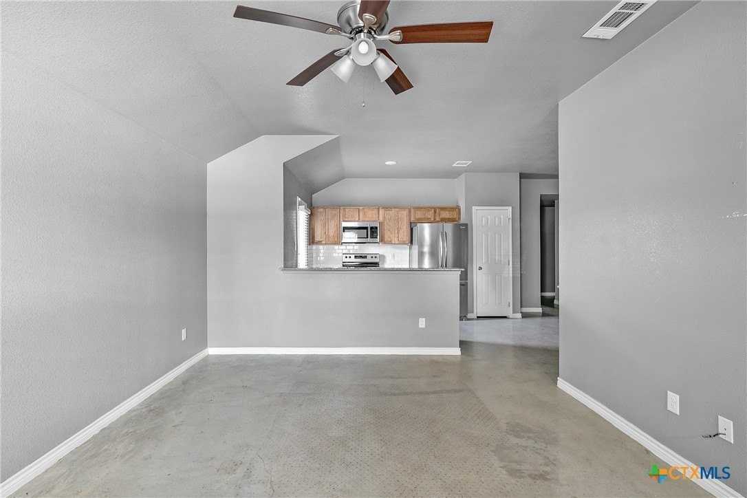 1409 Natchez Trl Apt A #A - Photo 5 of 25