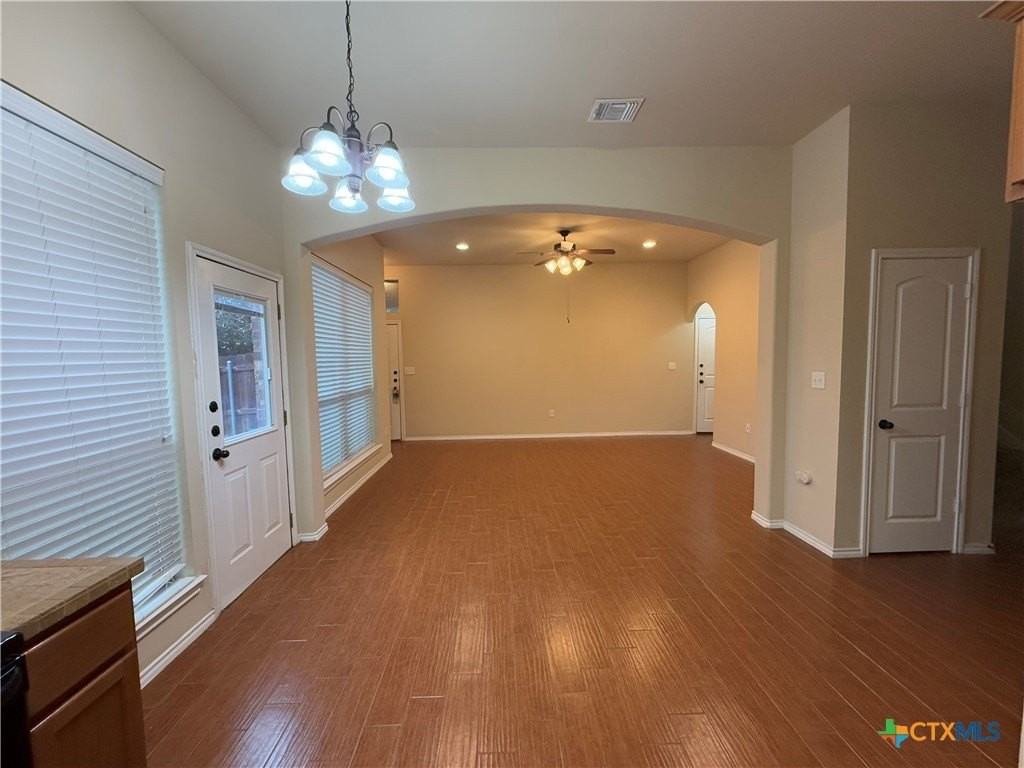 1149 Brown Rock Dr - Photo 4 of 27