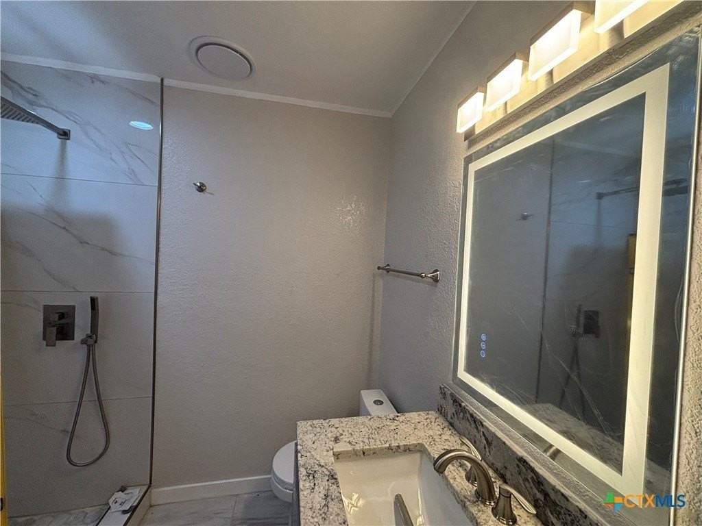 2502 E Poplar Ave - Photo 5 of 11