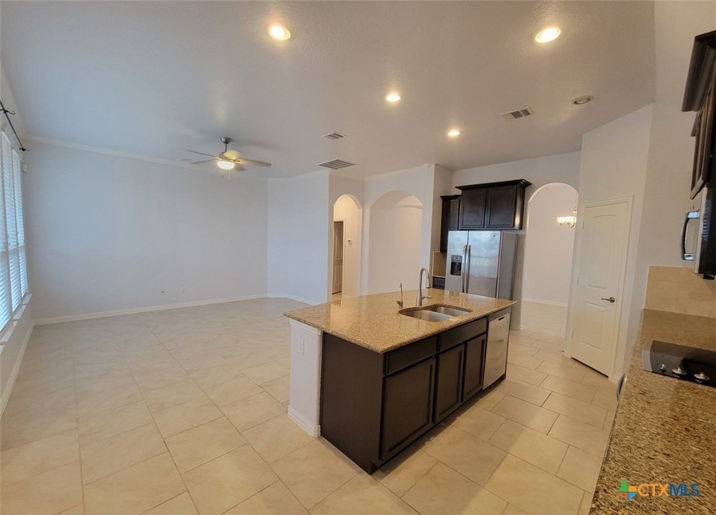 226 Norwood Court - Photo 5 of 19