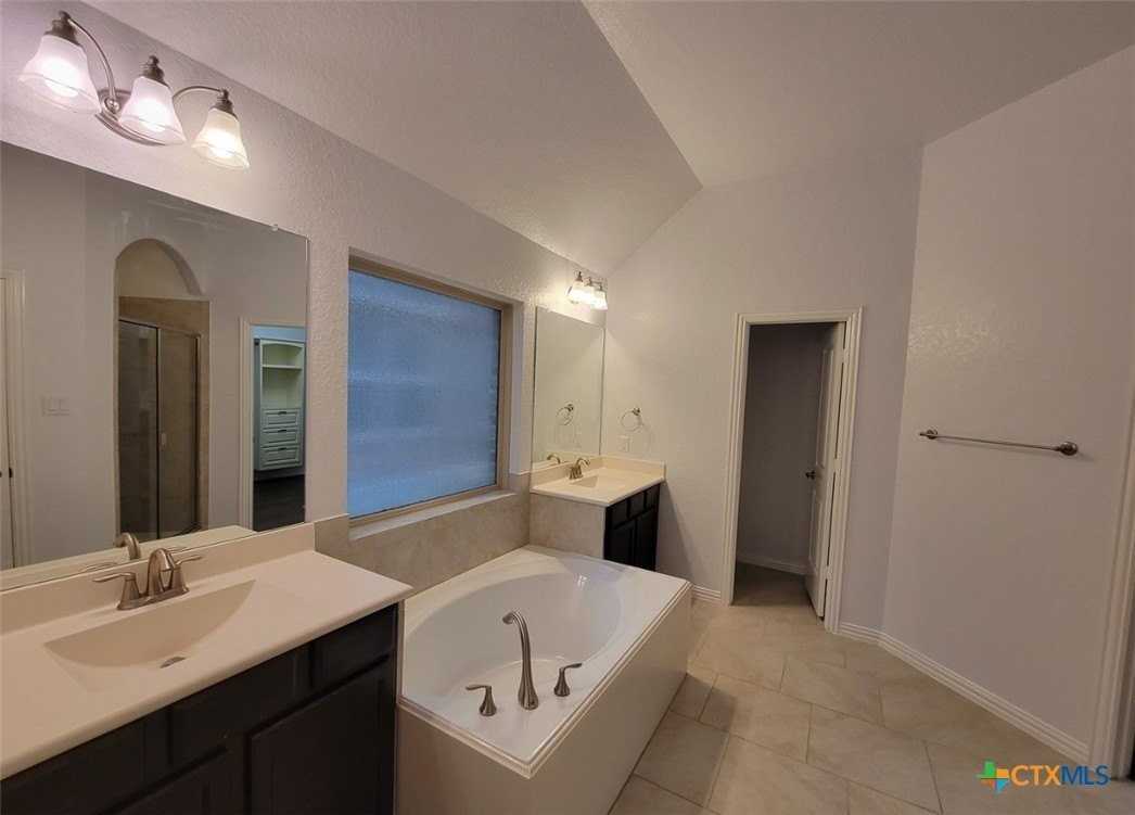 226 Norwood Court - Photo 6 of 19