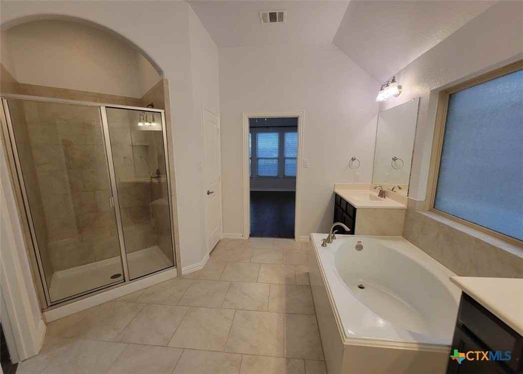 226 Norwood Court - Photo 7 of 19