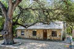 202 Leveritts Loop - Photo 1 of 1